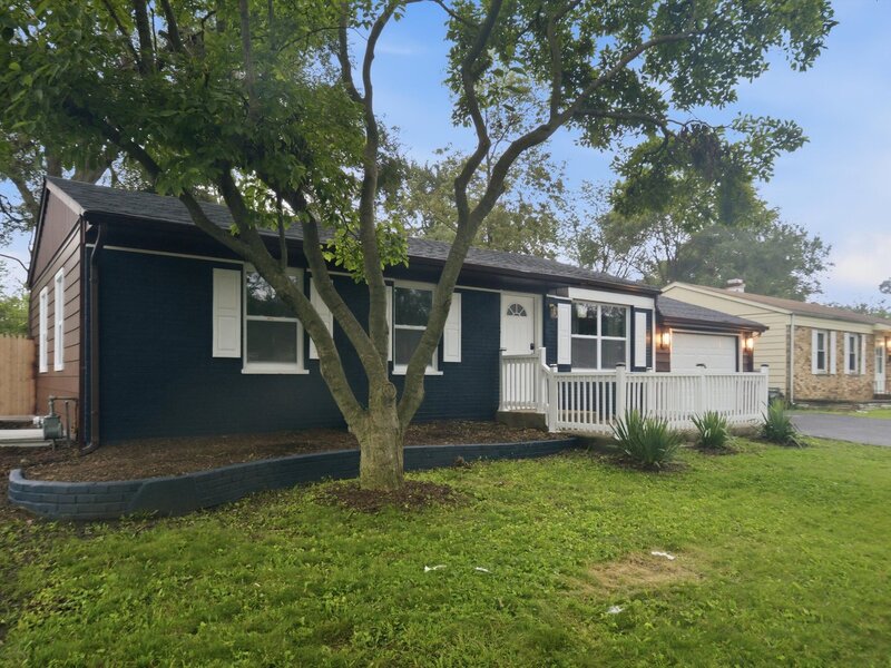 21727 Clyde Avenue Sauk Village IL 60411