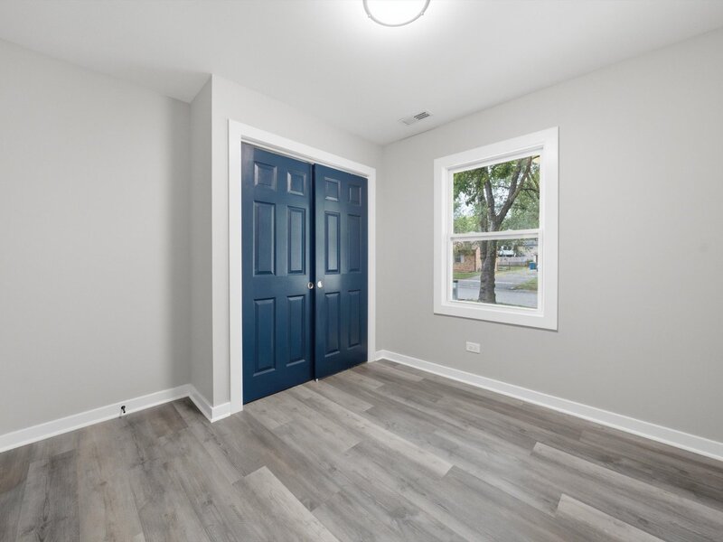 21727 Clyde Avenue Sauk Village IL 60411