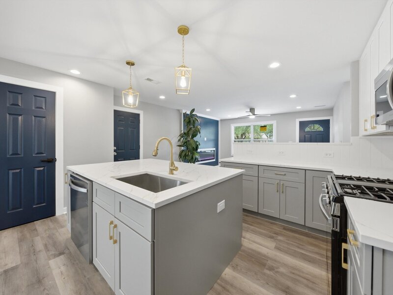 21727 Clyde Avenue Sauk Village IL 60411