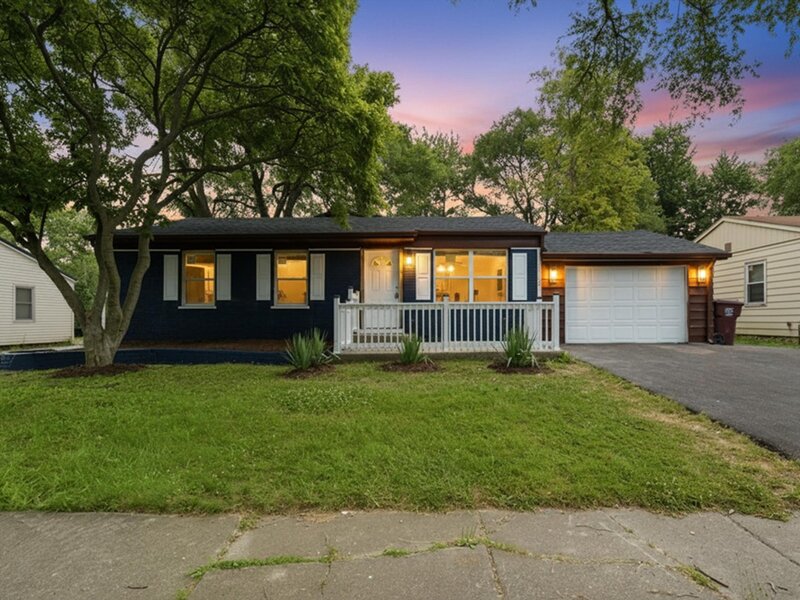 21727 Clyde Avenue Sauk Village IL 60411