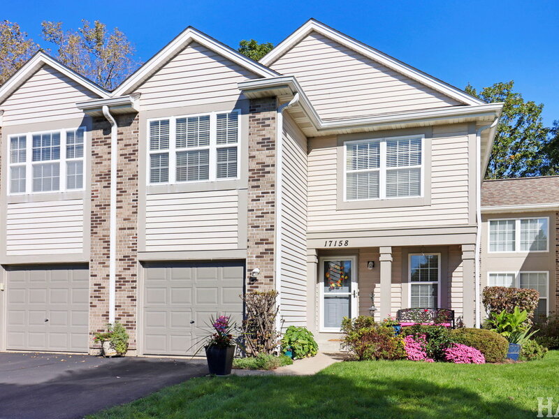 17158 W Cunningham Court Libertyville IL 60048