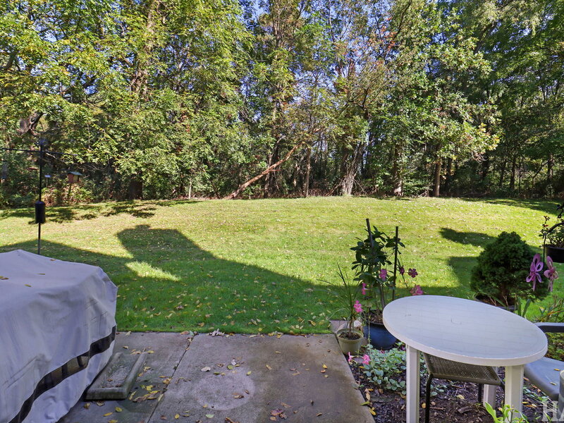 17158 W Cunningham Court Libertyville IL 60048