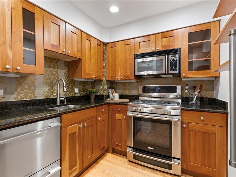 2045 N Larrabee Street Chicago IL 60614