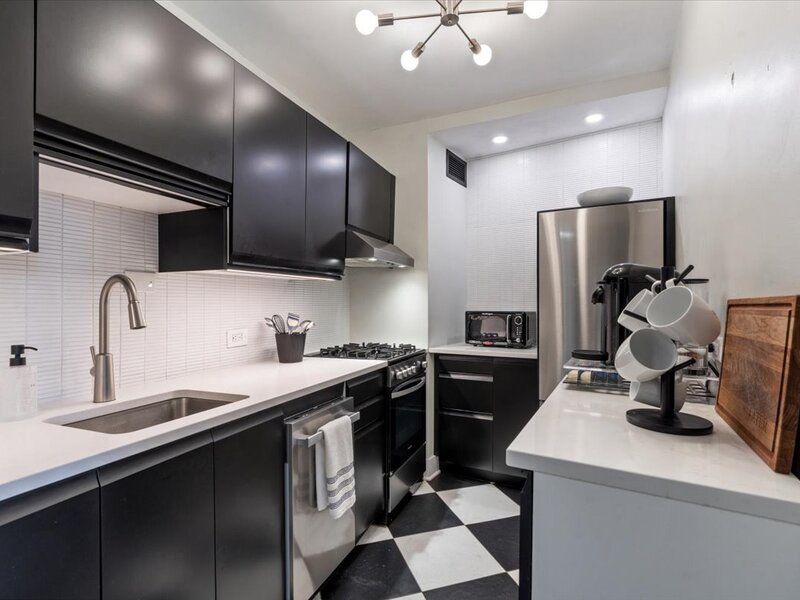 1150 N Lake Shore Drive Chicago IL 60611