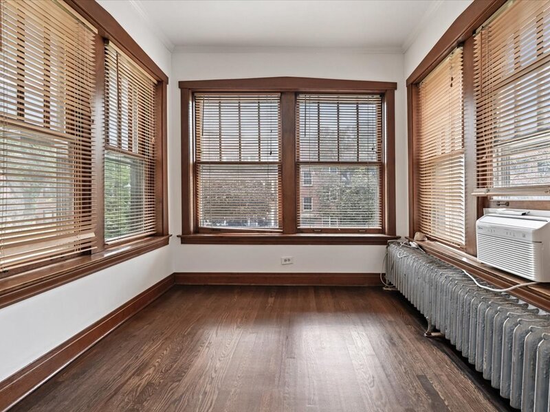 1631 W Fargo Avenue Chicago IL 60626