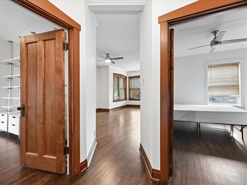 1631 W Fargo Avenue Chicago IL 60626