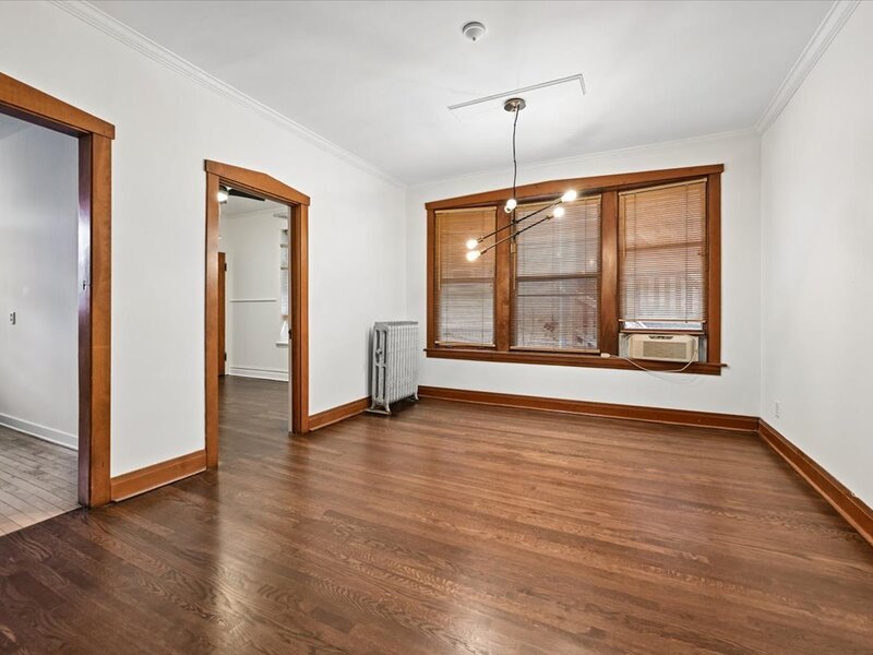 1631 W Fargo Avenue Chicago IL 60626