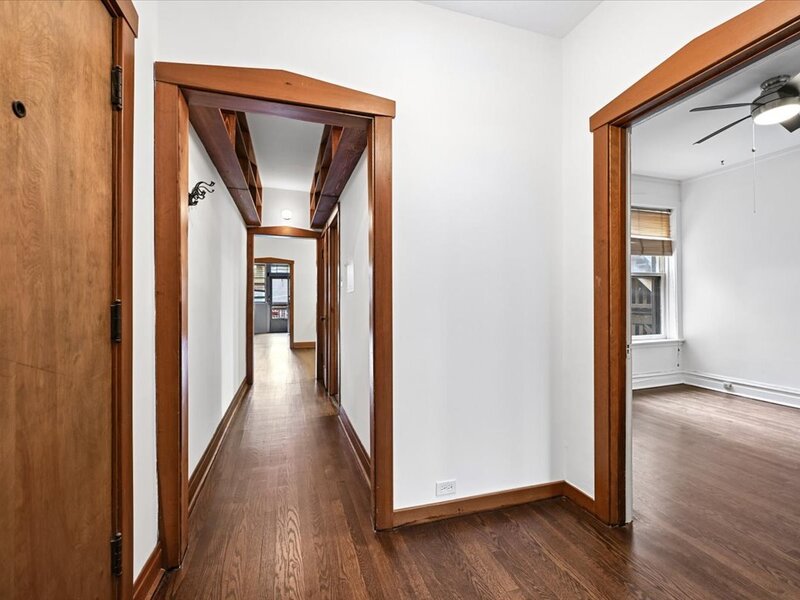 1631 W Fargo Avenue Chicago IL 60626