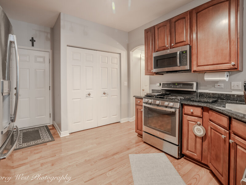 2615 Lorraine Circle Geneva IL 60134