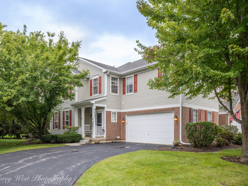 2615 Lorraine Circle Geneva IL 60134