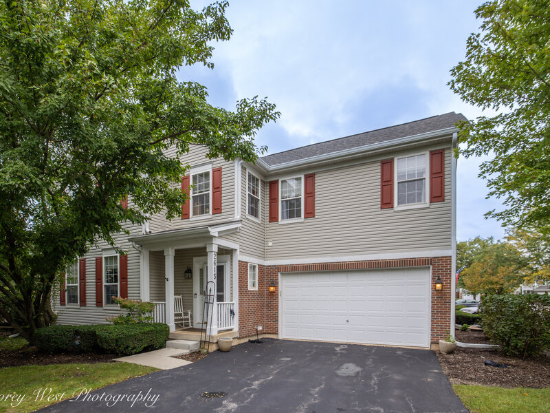 2615 Lorraine Circle Geneva IL 60134