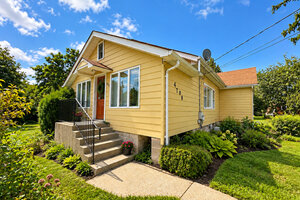 Photo of 4708 Roslyn Road Downers Grove IL 60515