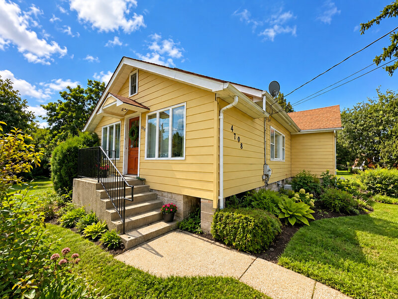 4708 Roslyn Road Downers Grove IL 60515