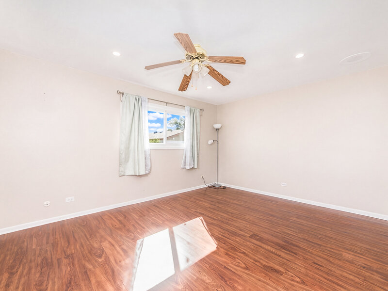 9135 Hollyberry Avenue Des Plaines IL 60016