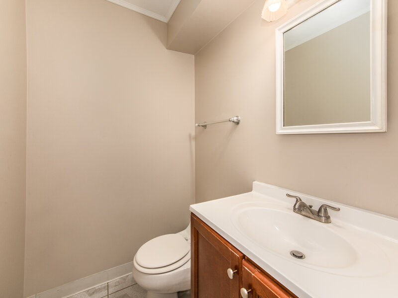 9135 Hollyberry Avenue Des Plaines IL 60016