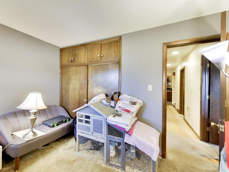 354 E Huntington Lane Elmhurst IL 60126