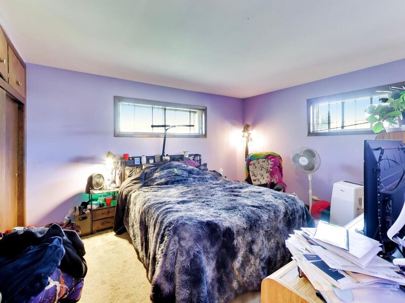 354 E Huntington Lane Elmhurst IL 60126