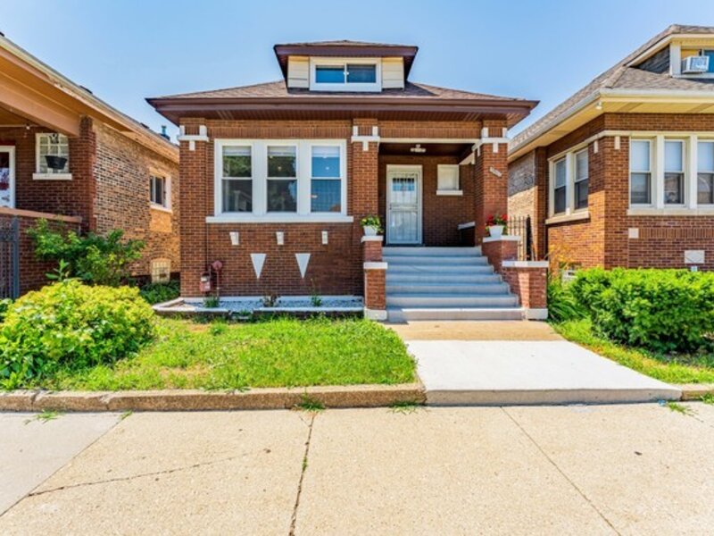 6106 S California Avenue Chicago IL 60629