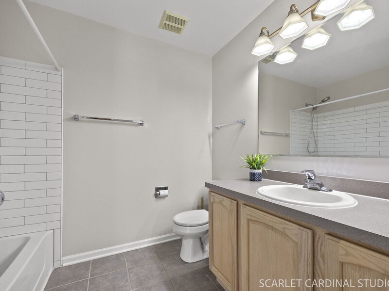 2534 Capitol Avenue Aurora IL 60503