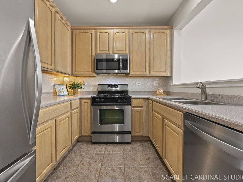2534 Capitol Avenue Aurora IL 60503