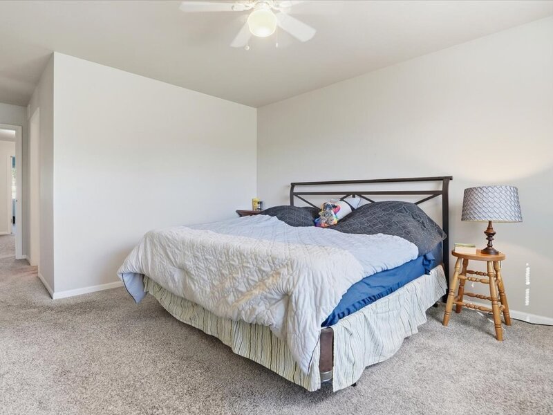 1404 Remington Court Grayslake IL 60030