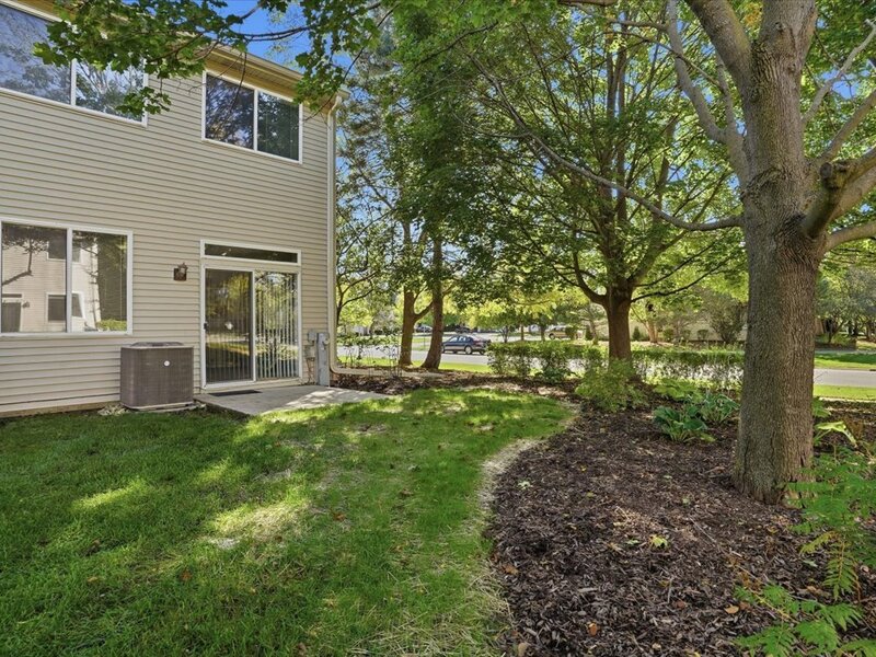 1404 Remington Court Grayslake IL 60030