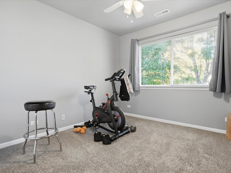 1404 Remington Court Grayslake IL 60030