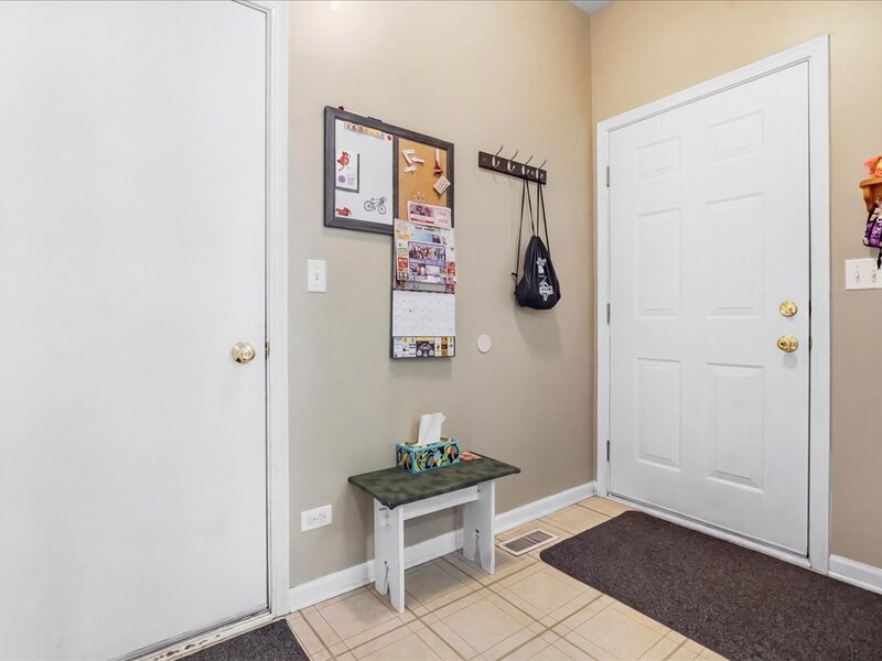 1404 Remington Court Grayslake IL 60030