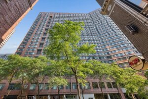 Photo of 211 E Ohio Street Chicago IL 60611 Unit 2706