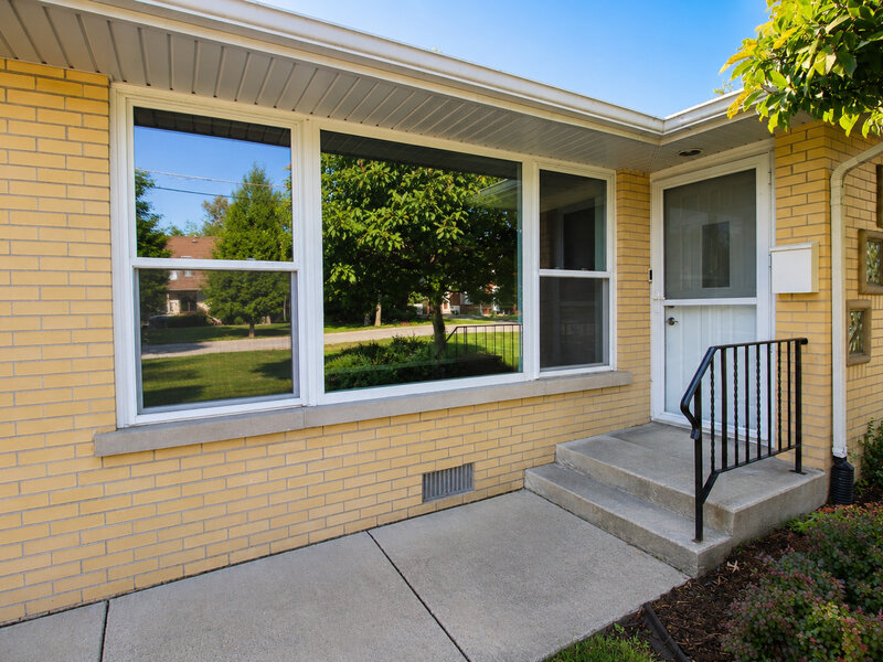 17649 65th Avenue Tinley Park IL 60477