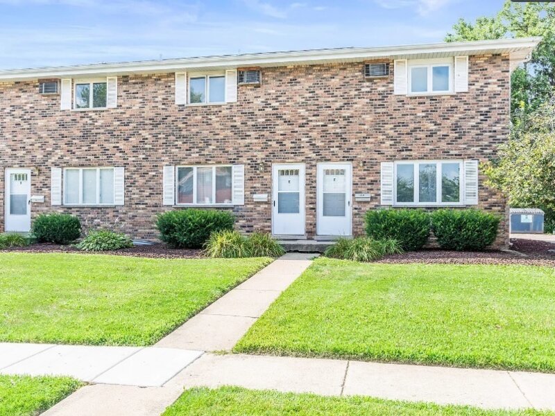110 Town Crest Drive New Lenox IL 60451