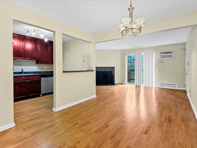514 E Spruce Drive Palatine IL 60074