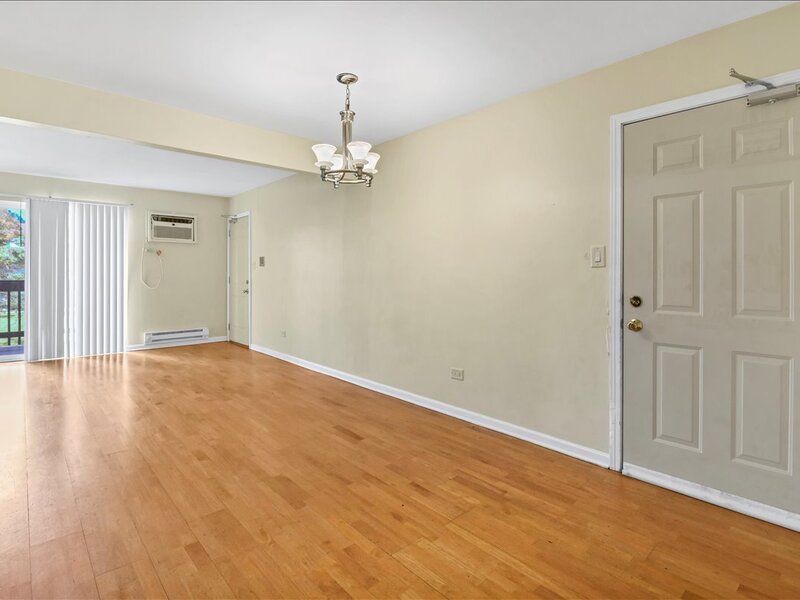 514 E Spruce Drive Palatine IL 60074