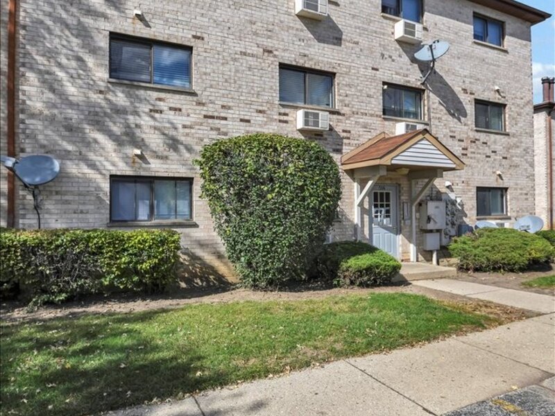 514 E Spruce Drive Palatine IL 60074