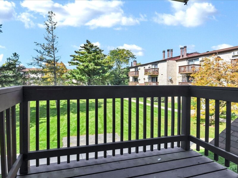 514 E Spruce Drive Palatine IL 60074
