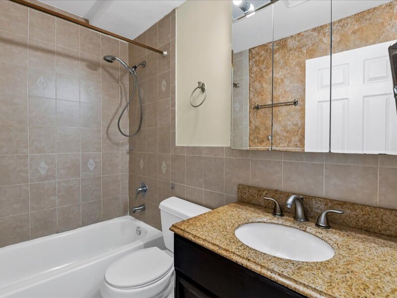 514 E Spruce Drive Palatine IL 60074