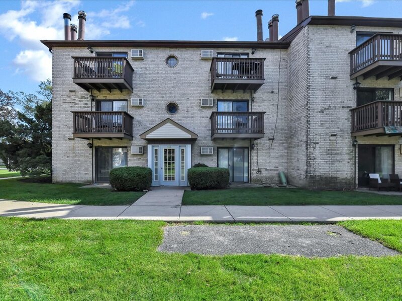 514 E Spruce Drive Palatine IL 60074