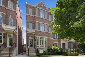 Photo of 2743 N Lakewood Avenue Chicago IL 60614 Unit 3