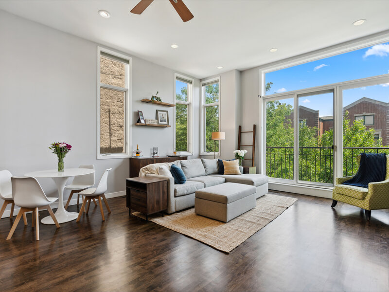 864 N Paulina Street Chicago IL 60622