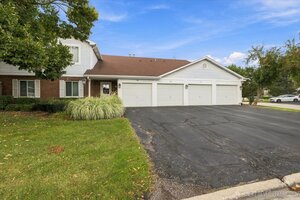 Photo of 308 Primrose Court Aurora IL 60504 Unit 308