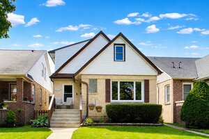 Photo of 6744 N Oconto Avenue Chicago IL 60631