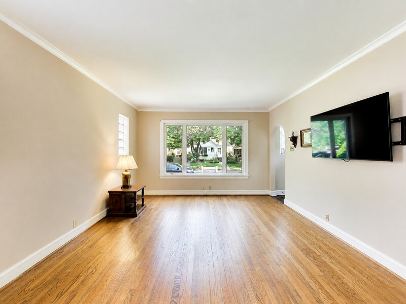 6744 N Oconto Avenue Chicago IL 60631