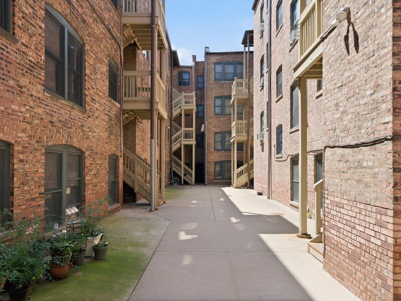 5551 S Kimbark Avenue Chicago IL 60637