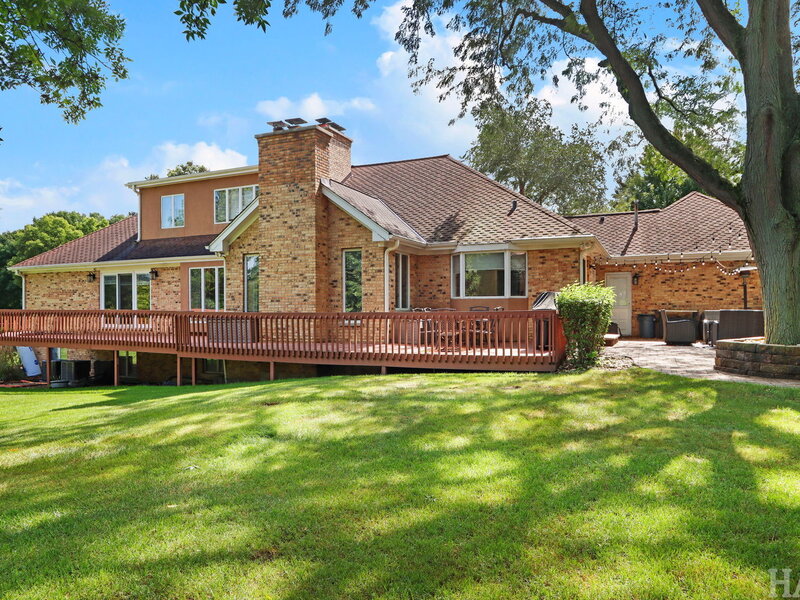 1726 Galloway Circle Inverness IL 60010