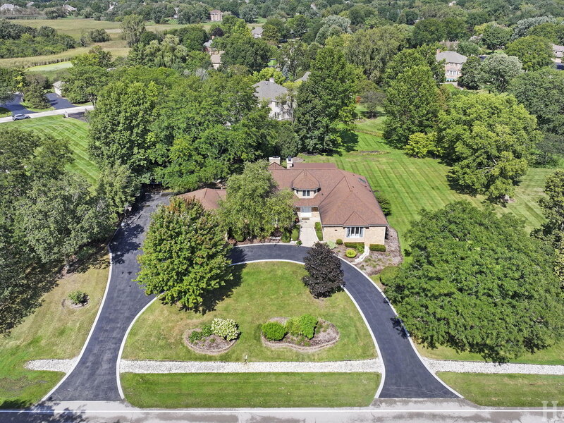 1726 Galloway Circle Inverness IL 60010