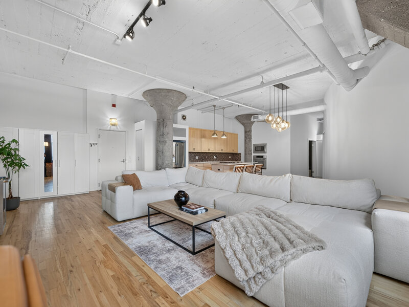728 W Jackson Boulevard Chicago IL 60661