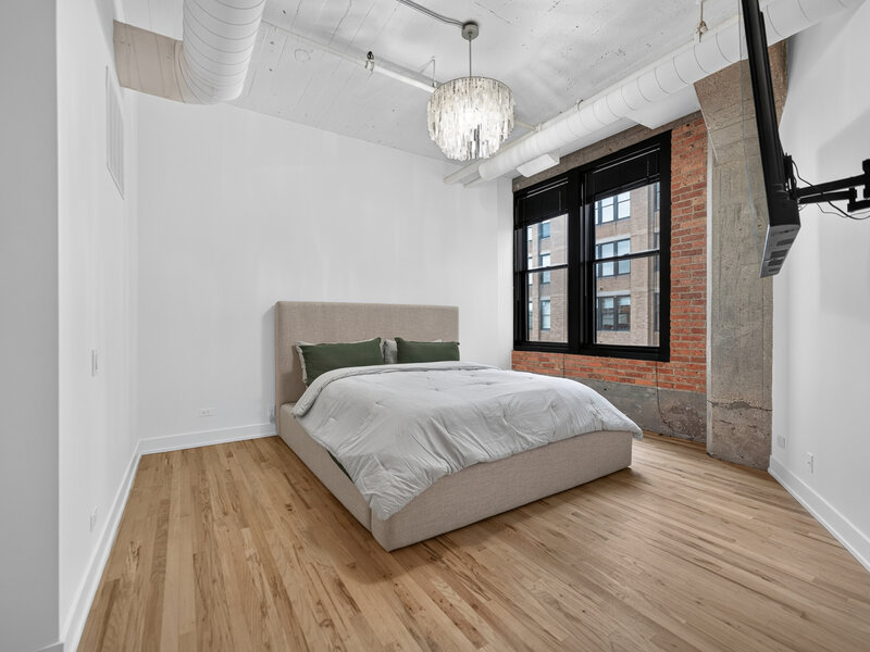 728 W Jackson Boulevard Chicago IL 60661