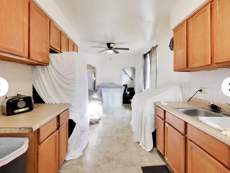 8432 S Honore Street Chicago IL 60620