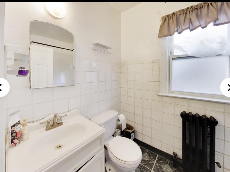 8432 S Honore Street Chicago IL 60620