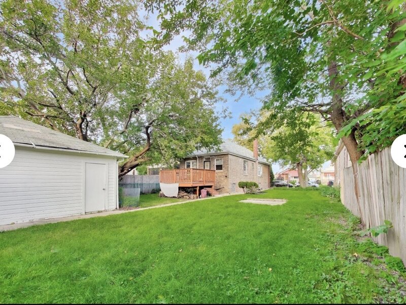 8432 S Honore Street Chicago IL 60620